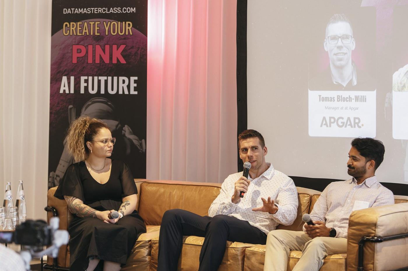 Leader panel on stage